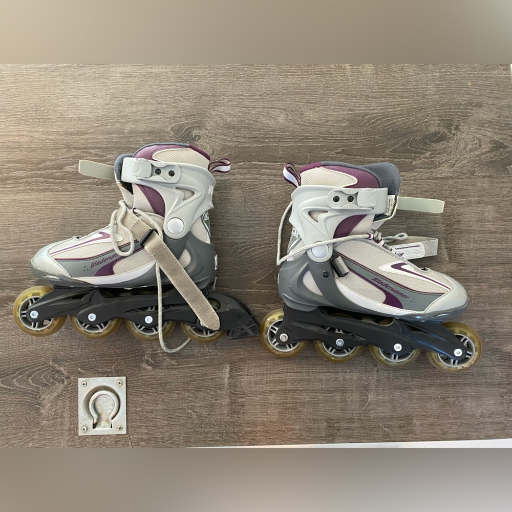 Women’s size 6 Bladerunner rollerblades